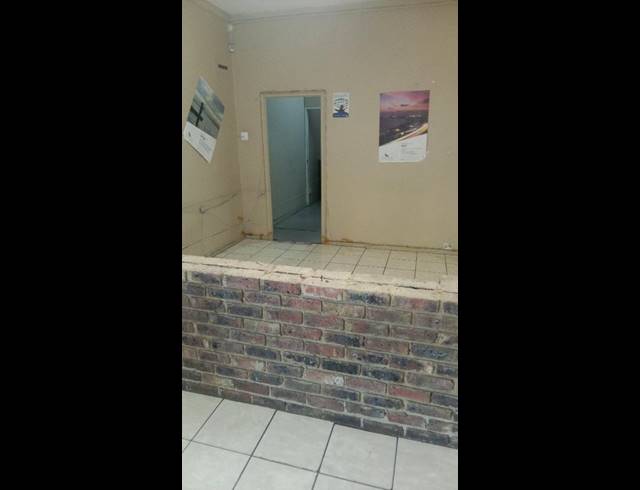 BUSINESS PROPERTY TO RENT IN KENSINGTON